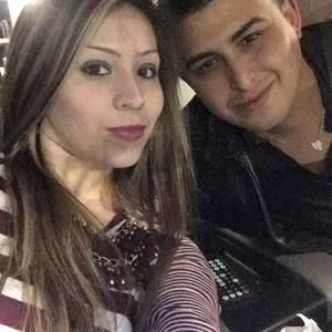 Meet your Posher, Beatriz